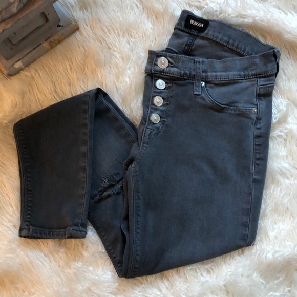 Hudson Ciara exposed button - Picture 1 of 5